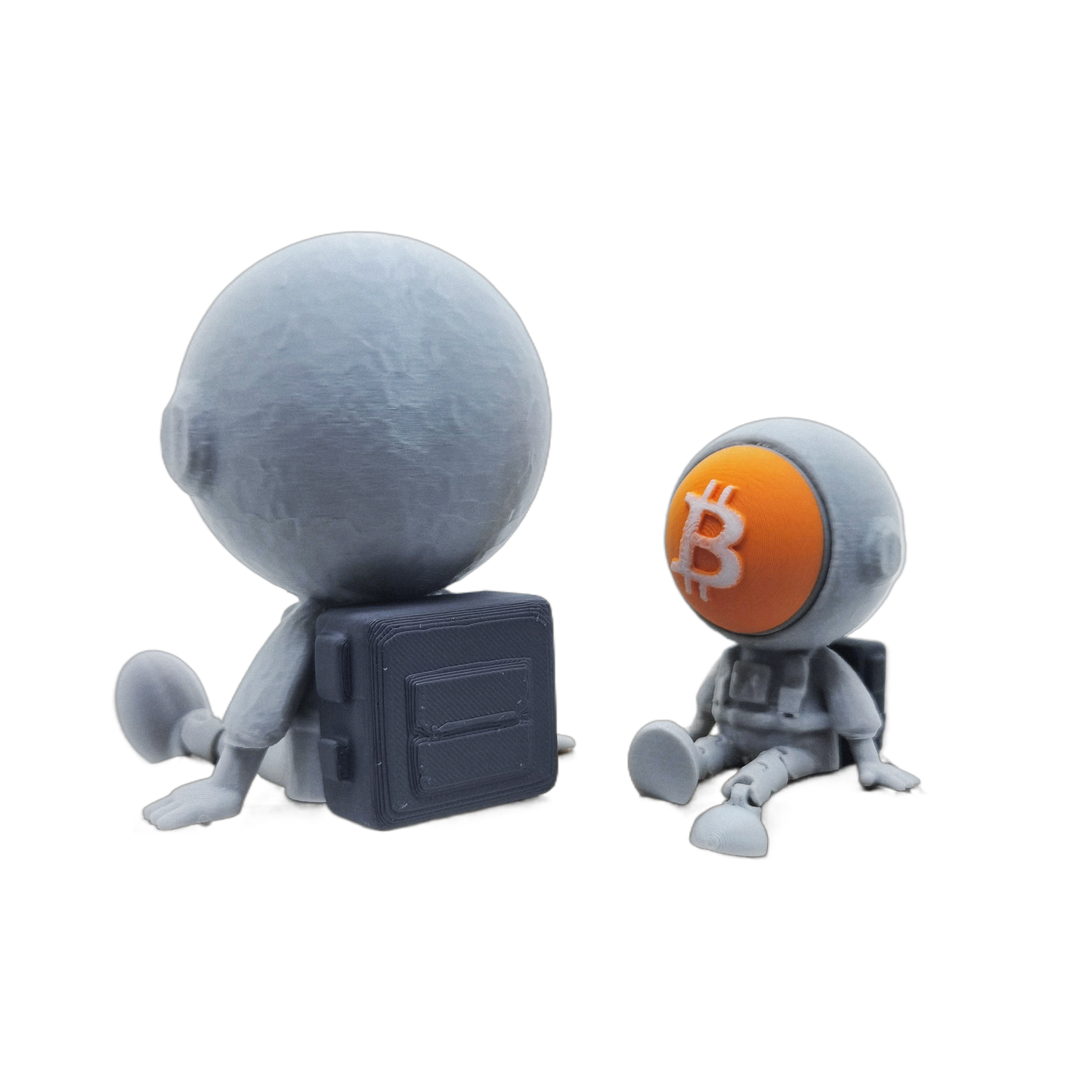 Bitcoin Astronaut Figurine Set – 3D Printed Crypto Astronauts with Flexible Legs and BTC Face Mask, Desk Decor and Gift (2 Pieces)